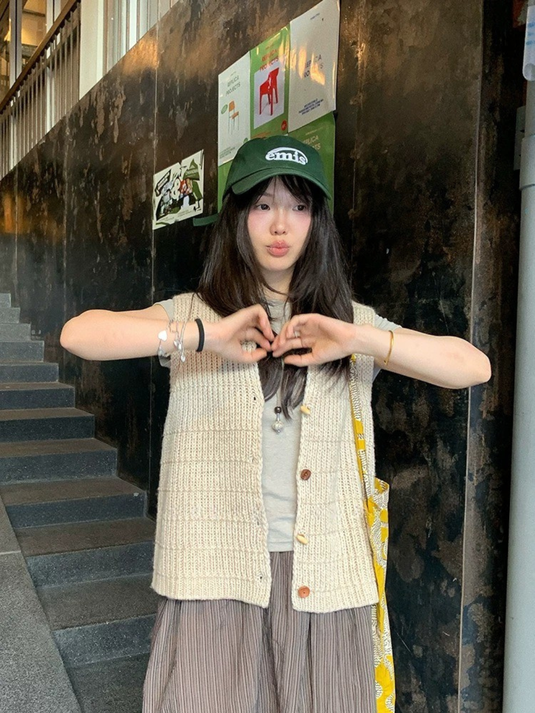 レトロニットベスト