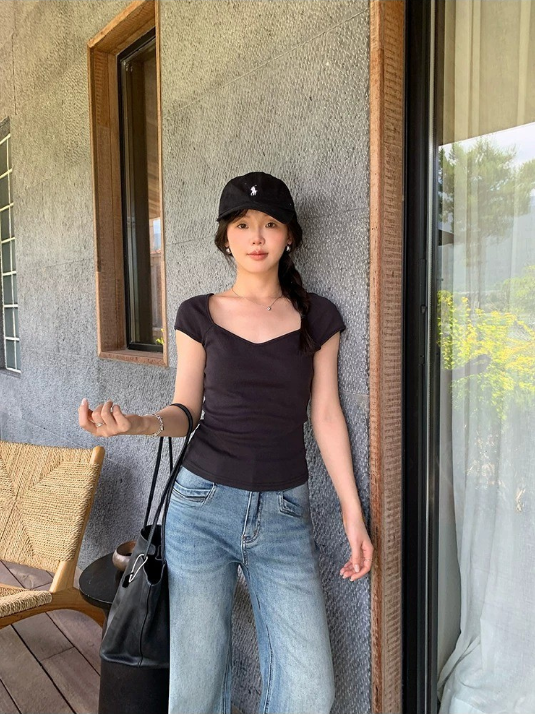 デコルテラインフィットTシャツ