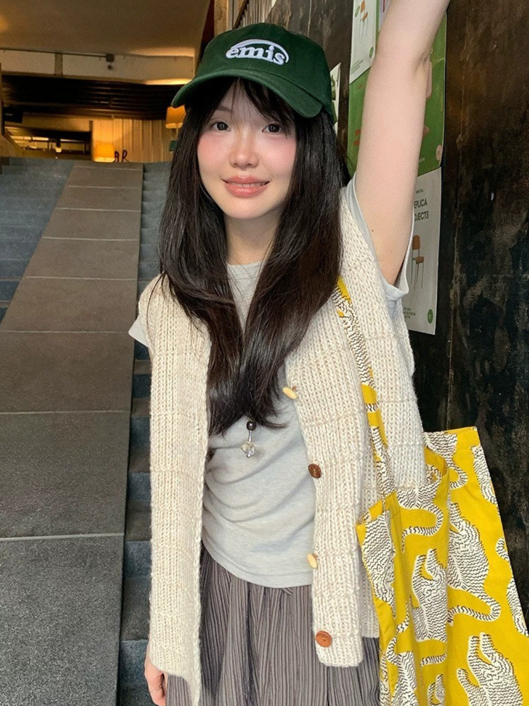 レトロニットベスト