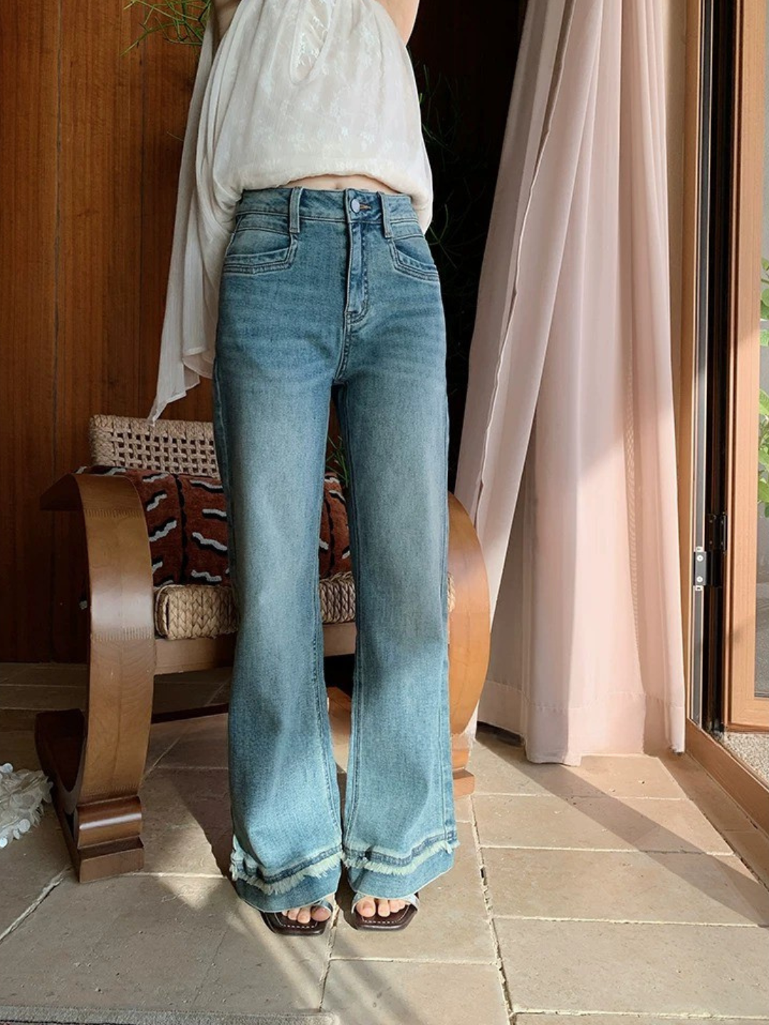 ストレートデニムパンツ
