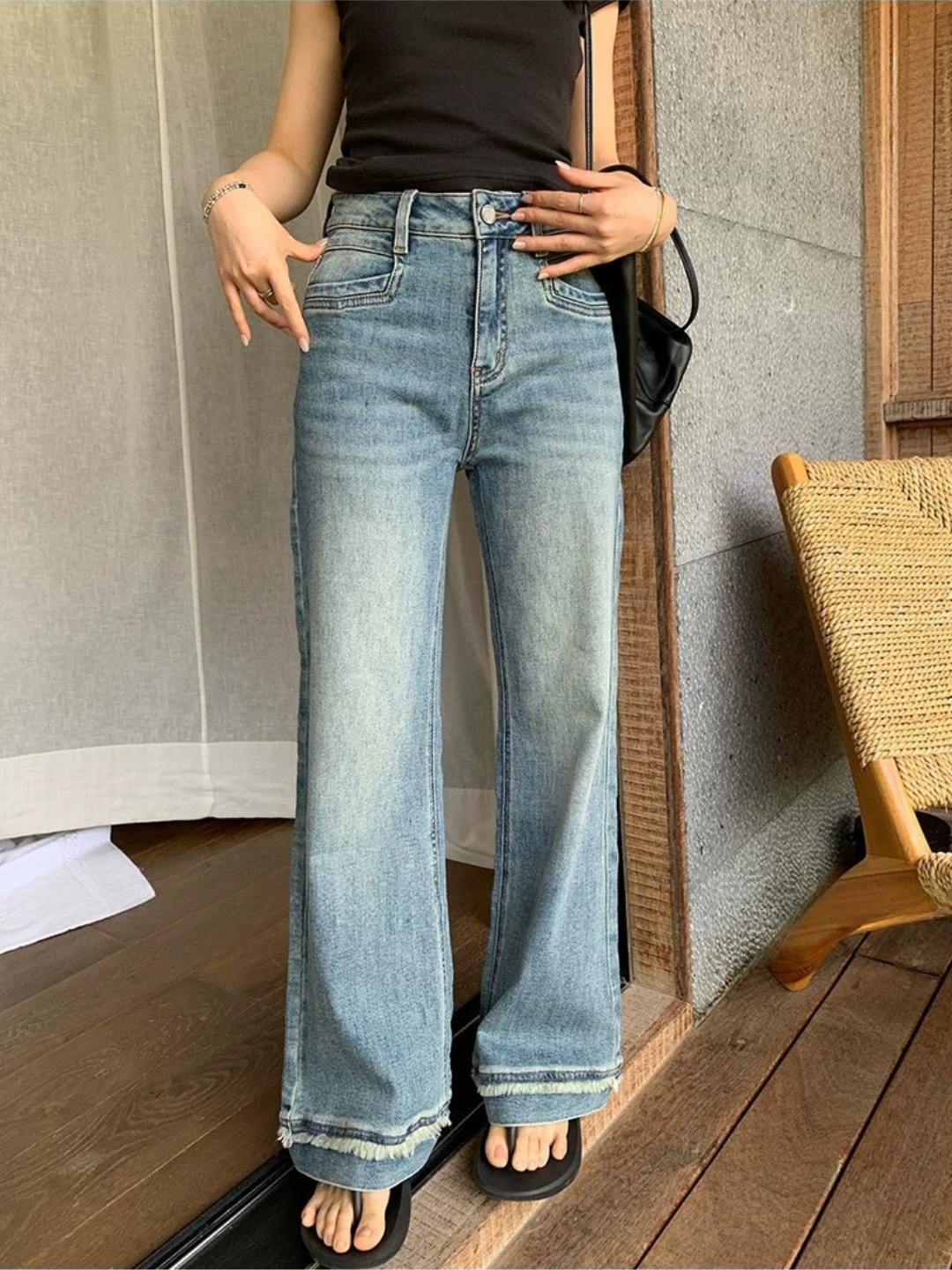 ストレートデニムパンツ