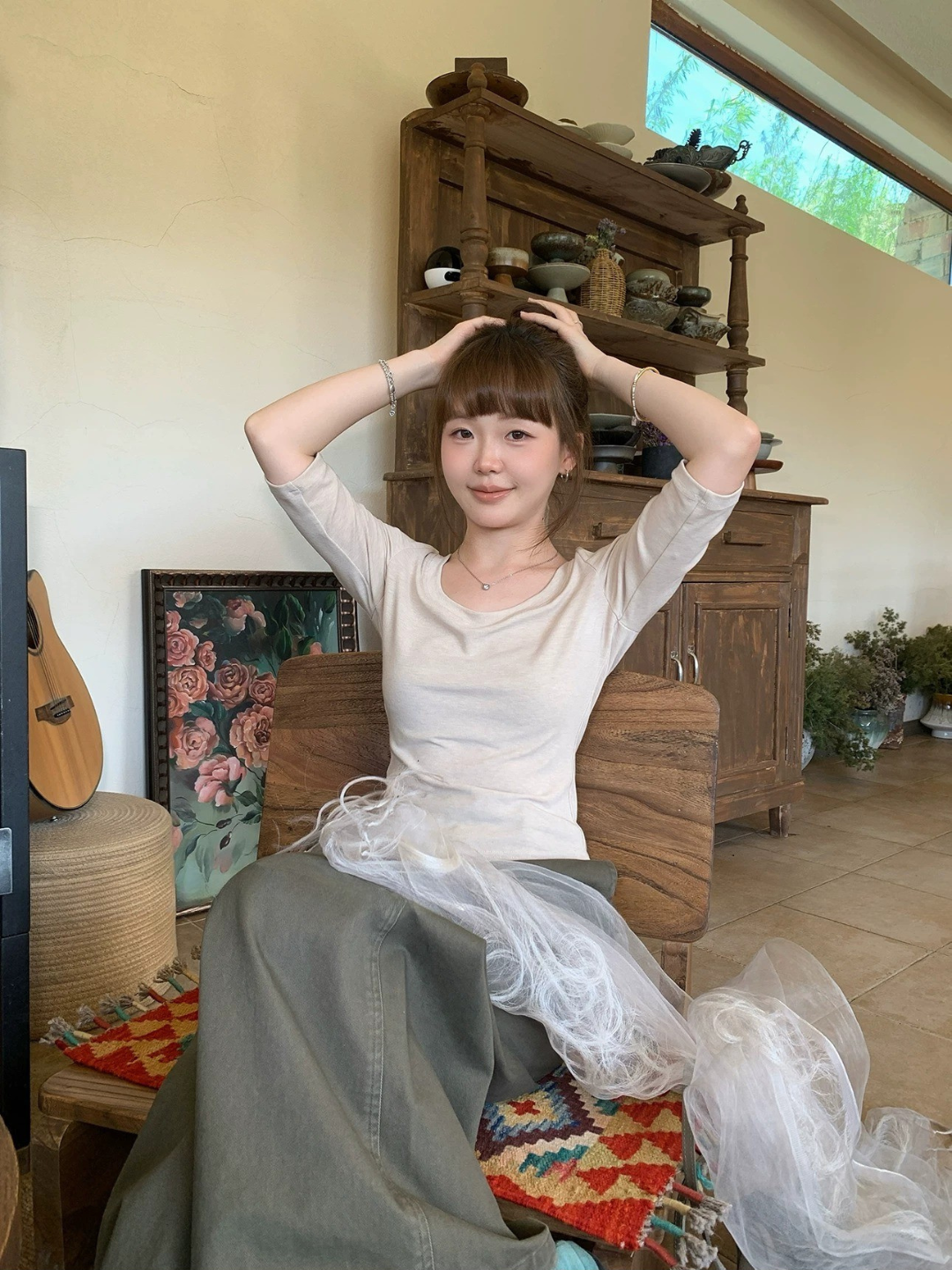 ソフトUネックフィットトップス